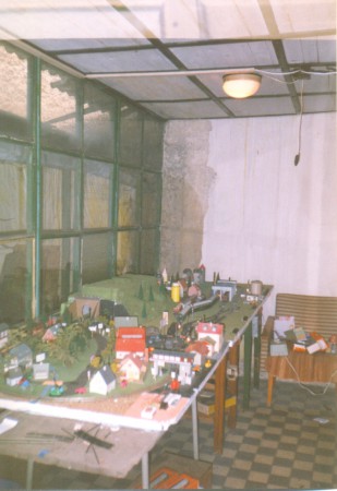 první kolejiště asi okolo roku 1995